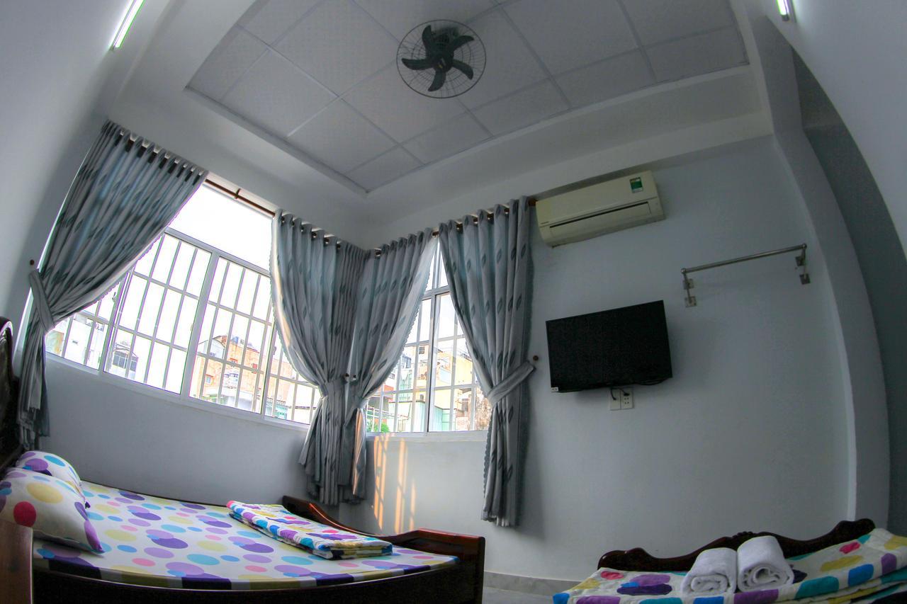 Son Thinh Guesthouse Хошимин Екстериор снимка